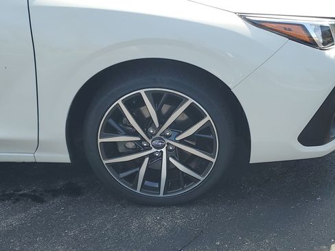 Certified 2024 Subaru Impreza 2.0i Sport AWD/4WD image 5