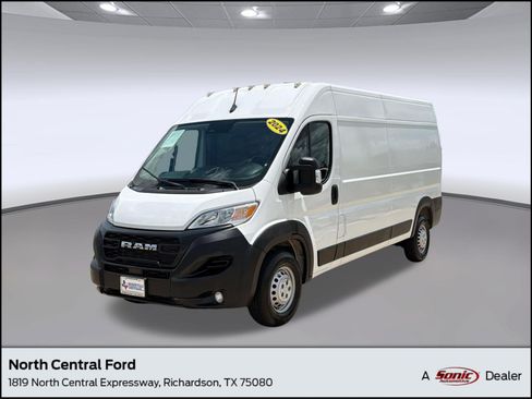 Used 2024 RAM ProMaster 2500 w/ Convenience Group FWD image 1