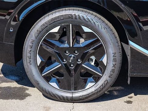 New 2025 Kia EV6 Wind image 10