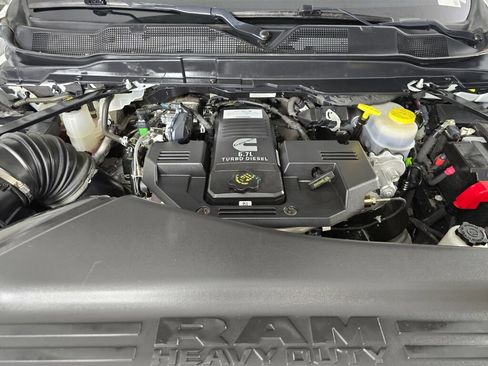 Used 2023 RAM 3500 Limited AWD/4WD image 11