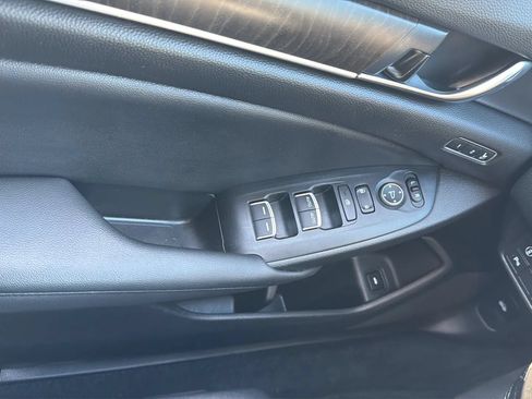 Used 2022 Honda Accord EX-L image 22
