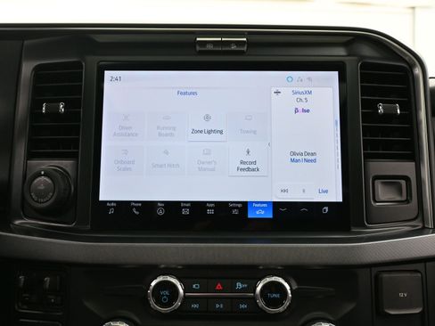 Used 2025 Ford F350 Platinum image 36