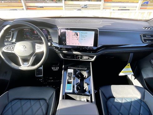 New 2026 Volkswagen Atlas Cross Sport SEL Premium R-Line image 4