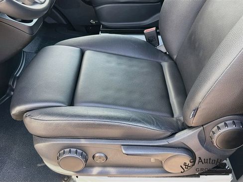 Used 2022 Mercedes-Benz Sprinter 2500 image 22
