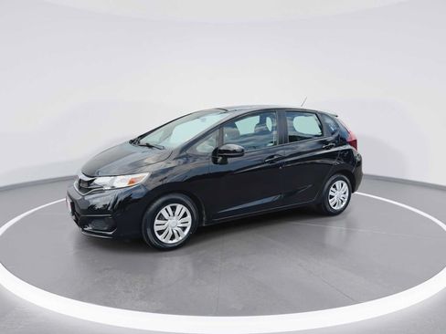 Used 2018 Honda Fit LX image 4