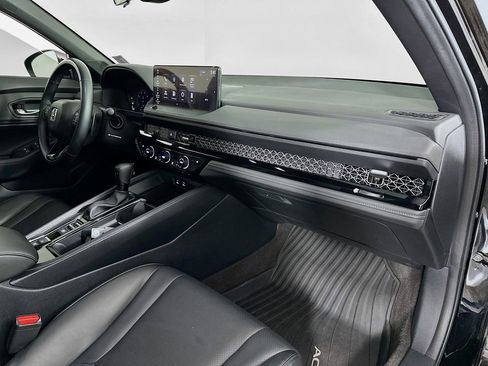 Used 2024 Honda Accord Sport image 28