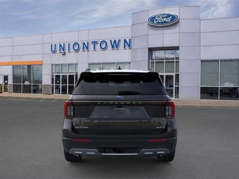 New 2026 Ford Explorer Active image 5