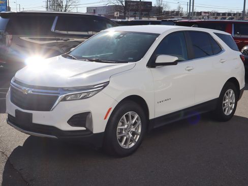Certified 2024 Chevrolet Equinox LT image 5