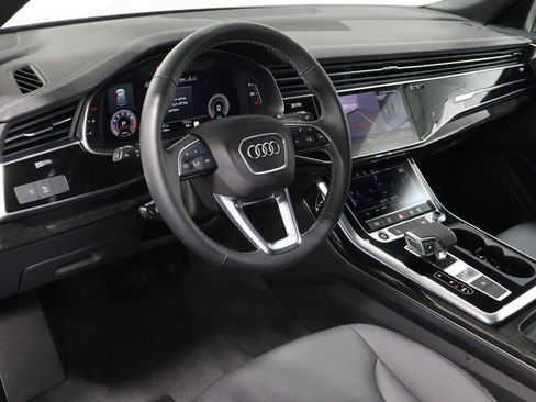 Used 2025 Audi Q8 Premium w/ Convenience Package AWD/4WD image 4
