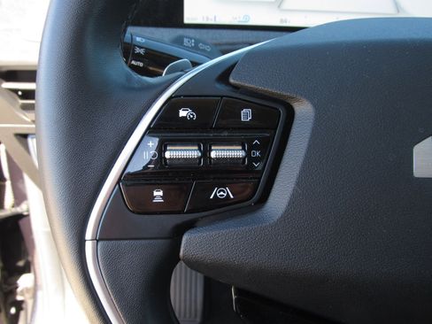 Used 2023 Kia EV6 Light image 25