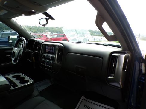 Used 2018 Chevrolet Silverado 1500 LT w/ All Star Edition AWD/4WD image 14