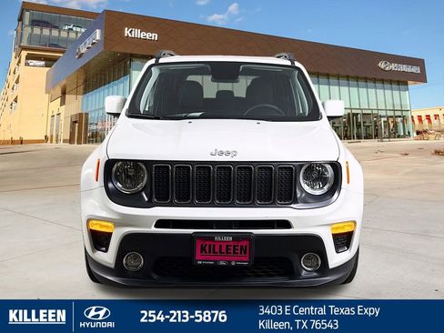 Used 2019 Jeep Renegade Latitude image 2