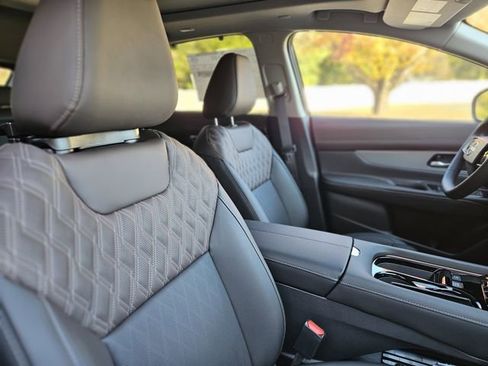New 2026 Nissan Murano Platinum w/ Cargo Package AWD/4WD image 13