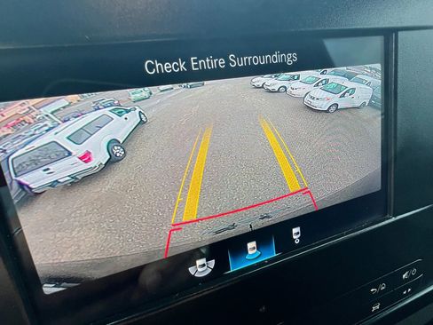 Used 2019 Mercedes-Benz Sprinter 2500 w/ Premium Package image 11