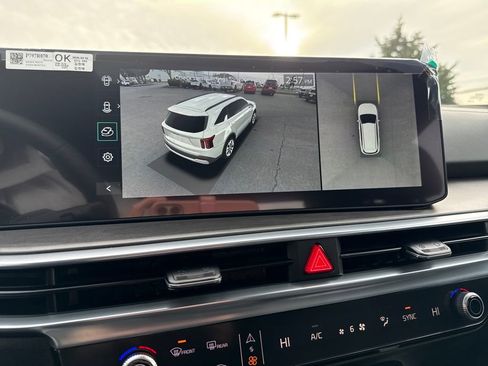 New 2025 Kia Sorento SX Prestige image 30