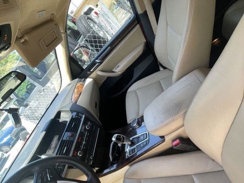 Used 2016 BMW X3 xDrive28i w/ Premium Package AWD/4WD image 12