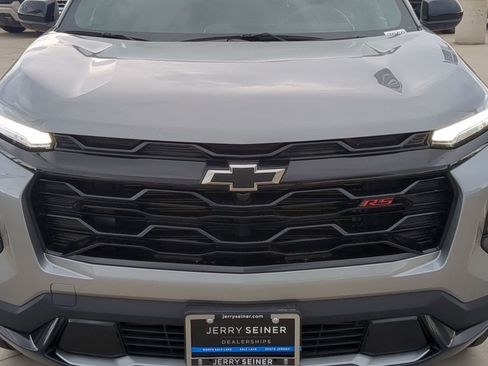 Used 2025 Chevrolet Equinox RS AWD/4WD image 9