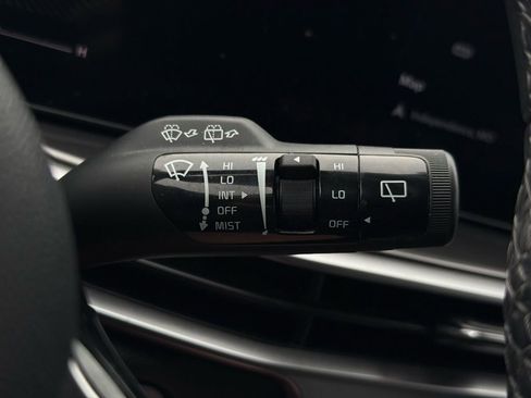 Certified 2024 Kia Sorento S image 15