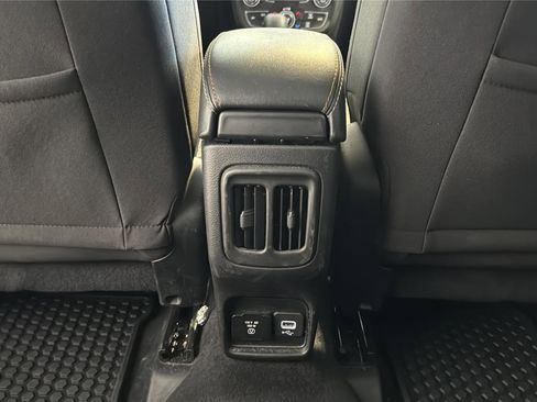 Used 2019 Jeep Compass Sport AWD/4WD image 26
