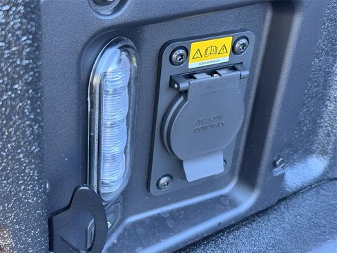 New 2026 Ford Maverick Lariat w/ Black Appearance Package image 43