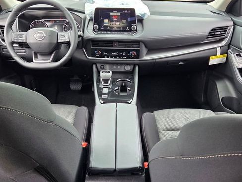 New 2026 Nissan Rogue SV FWD image 8