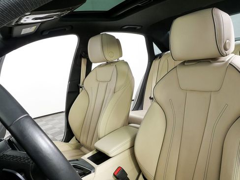 Used 2023 Audi A4 2.0T Premium w/ Convenience Package image 5