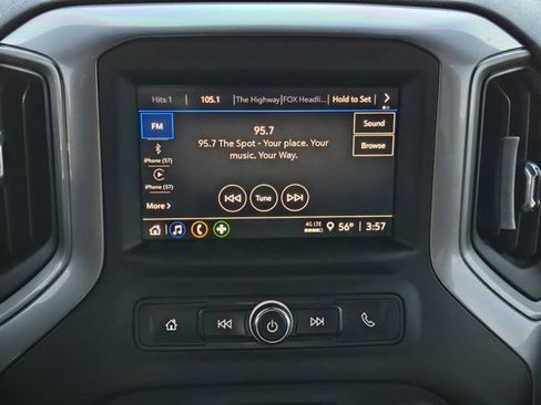 Used 2025 Chevrolet Silverado 2500 Custom w/ Custom Value Package image 18