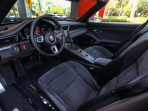Used 2018 Porsche 911 Targa 4 GTS w/ GTS Interior Package AWD/4WD image 36