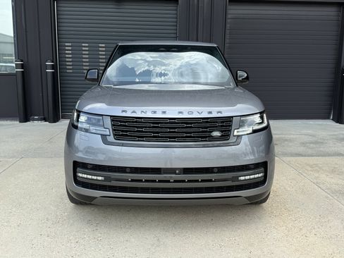 Used 2024 Land Rover Range Rover SE AWD/4WD image 8