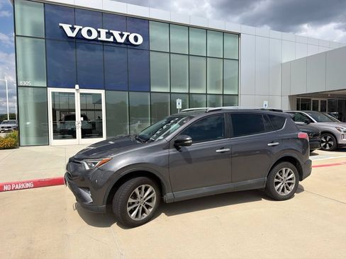 Used 2017 Toyota RAV4 Limited w/ Advanced Technology Package FWD image 1