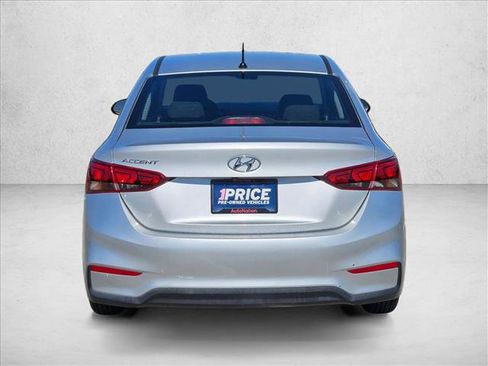 Used 2018 Hyundai Accent SE image 6
