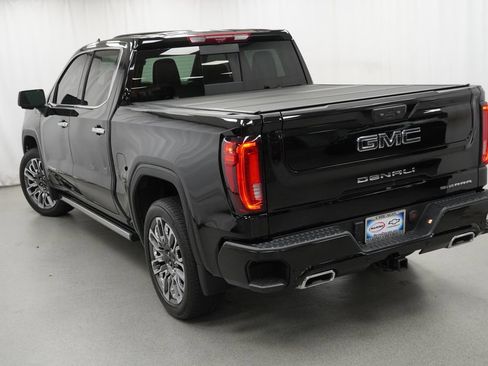 Certified 2025 GMC Sierra 1500 Denali Ultimate AWD/4WD image 44