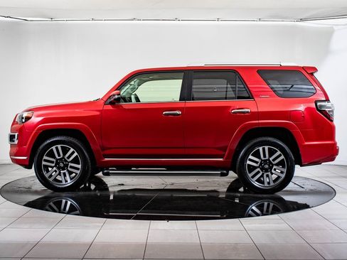 Used 2018 Toyota 4Runner Limited image 12