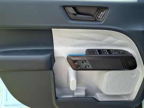 New 2026 Ford Maverick XLT AWD/4WD image 13
