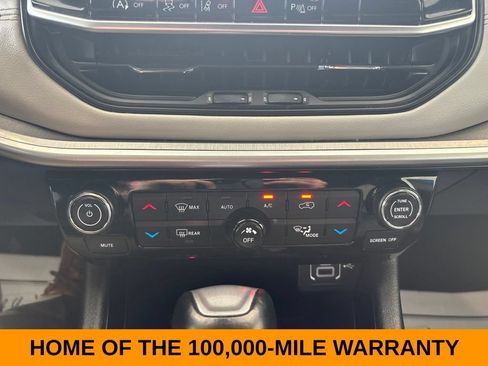 Used 2025 Jeep Compass Limited AWD/4WD image 14