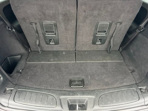 Used 2024 Dodge Durango GT image 16