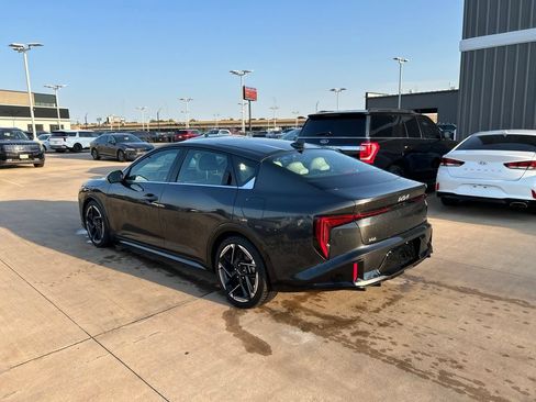 Used 2025 Kia K4 GT-Line w/ GT-Line Premium Package FWD image 2