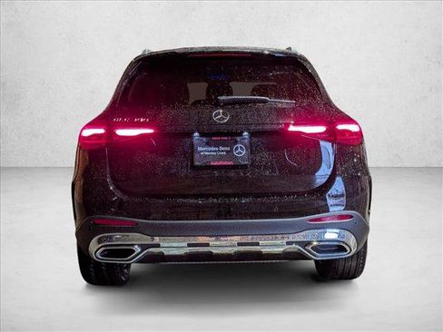 Certified 2026 Mercedes-Benz GLC 300 image 8