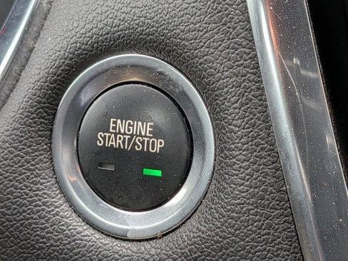 Used 2023 Chevrolet Traverse LT AWD/4WD image 12