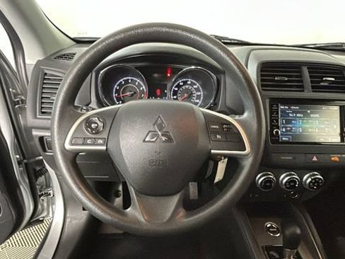 Used 2025 Mitsubishi Outlander Sport ES AWD/4WD image 14