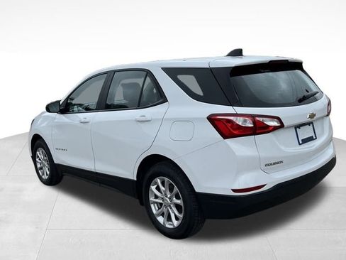 Used 2021 Chevrolet Equinox LS image 4