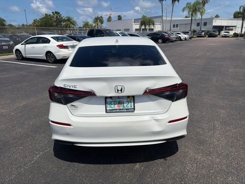 Certified 2025 Honda Civic LX image 6