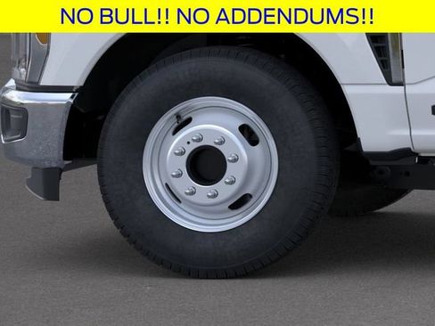 New 2026 Ford F350 XL w/ XL Chrome Package RWD image 20