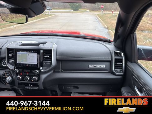 Used 2024 RAM 1500 Laramie image 32
