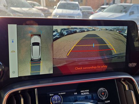 Used 2024 Lexus LX 600 F Sport image 18