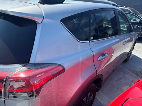 Used 2016 Toyota RAV4 LE FWD image 7