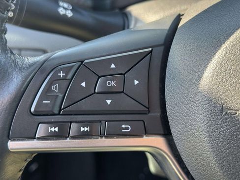 Used 2025 Nissan Sentra SV w/ All-Weather Package image 20