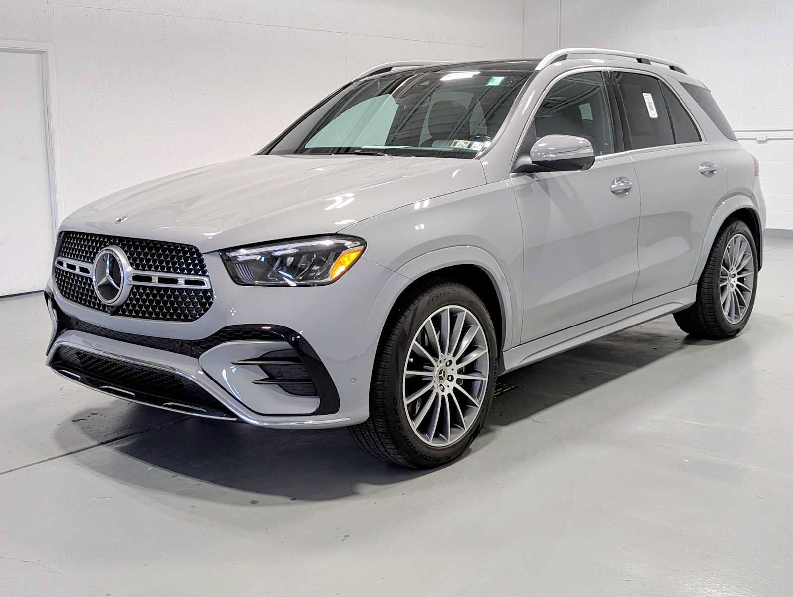 Certified 2026 Mercedes-Benz GLE 450 4MATIC image 1