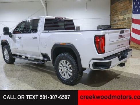 Used 2020 GMC Sierra 2500 Denali w/ Denali Ultimate Package AWD/4WD image 3