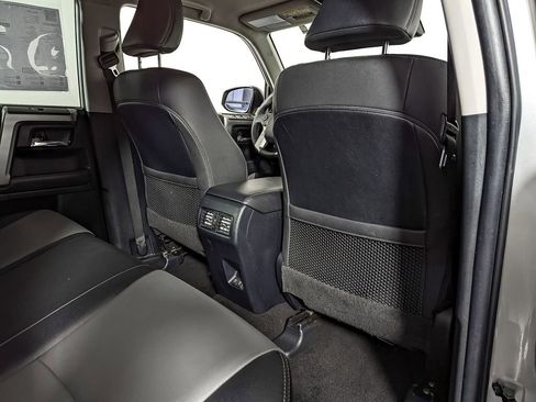 Certified 2022 Toyota 4Runner SR5 Premium image 39